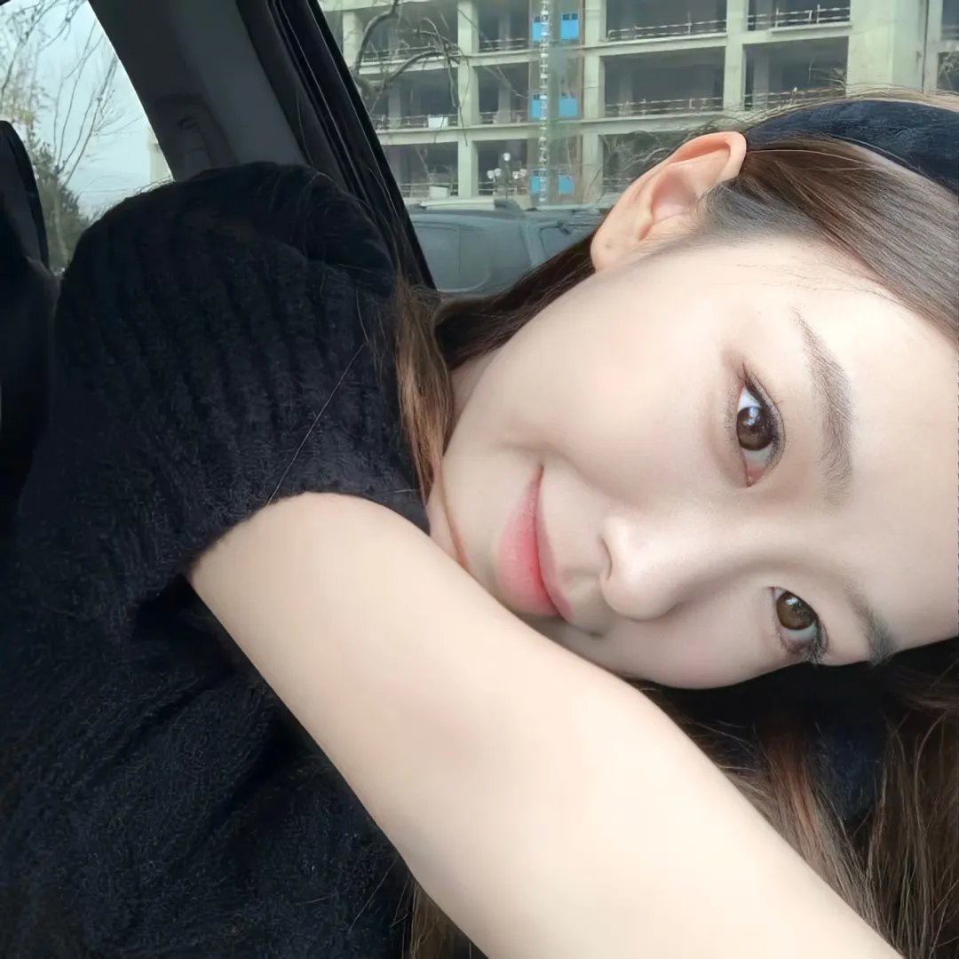 银发的阿基多